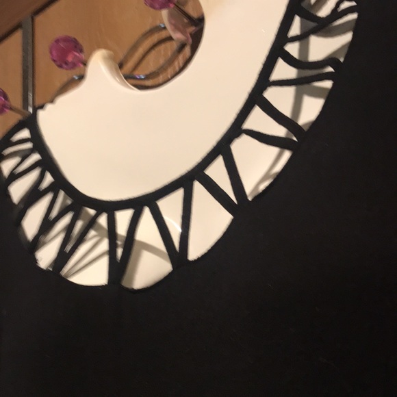 BKE L Black Cut Out Tshirt Lots Of Peekaboo! - Picture 4 of 13